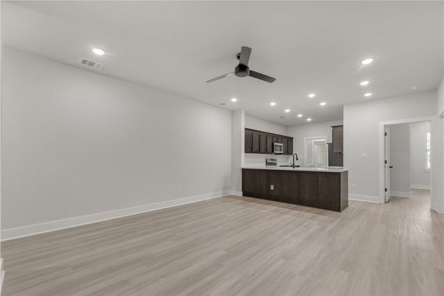 4063 Gunner Trail, College Station, TX 77845