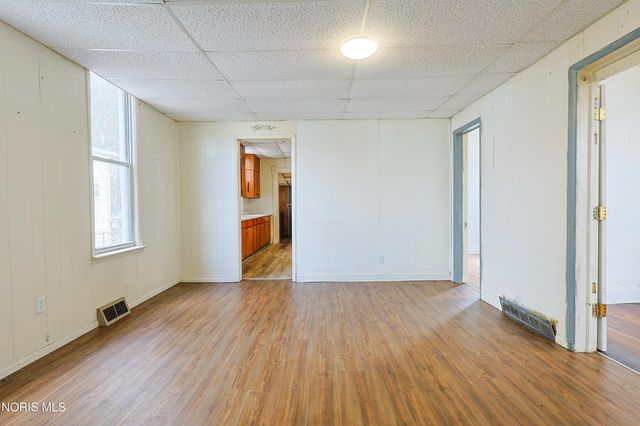 1267 Nebraska Avenue, Toledo, OH 43607