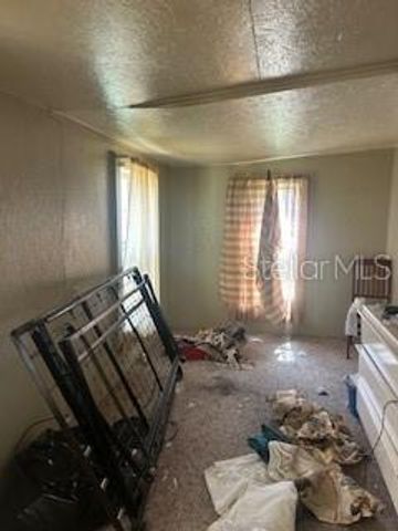 711 OAKLAND HEIGHTS AVENUE, Plant City, FL 33563
