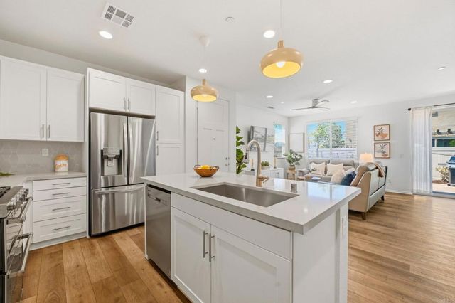 1175 Via Lucero, Oceanside, CA 92056