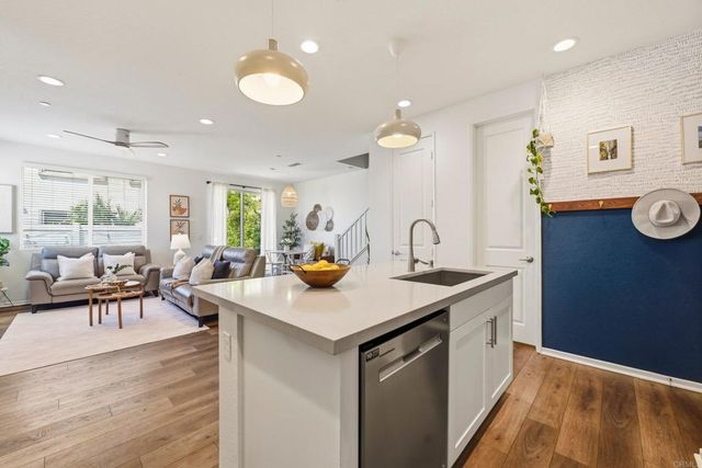 1175 Via Lucero, Oceanside, CA 92056