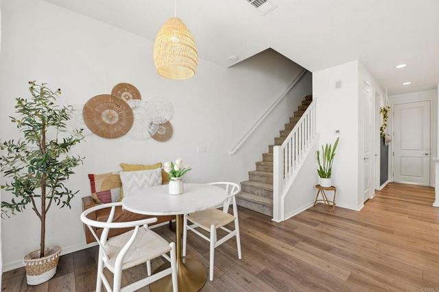 1175 Via Lucero, Oceanside, CA 92056