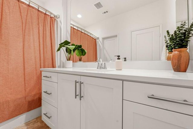 1175 Via Lucero, Oceanside, CA 92056