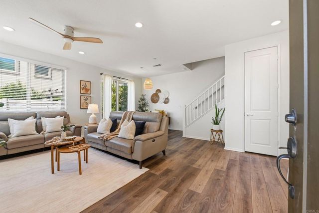 1175 Via Lucero, Oceanside, CA 92056