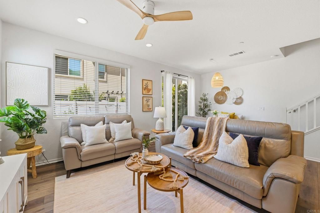 1175 Via Lucero, Oceanside, CA 92056