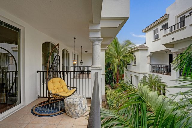 835 NE 16th Terrace, Fort Lauderdale, FL 33304