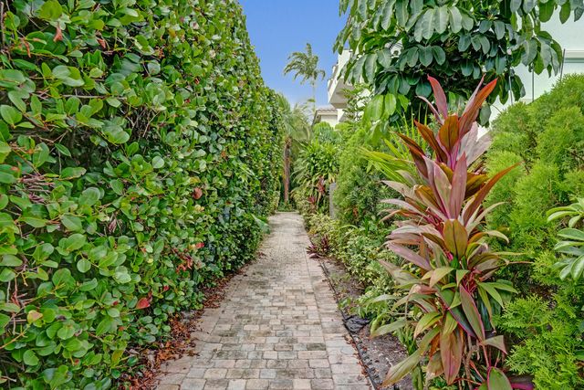 835 NE 16th Terrace, Fort Lauderdale, FL 33304