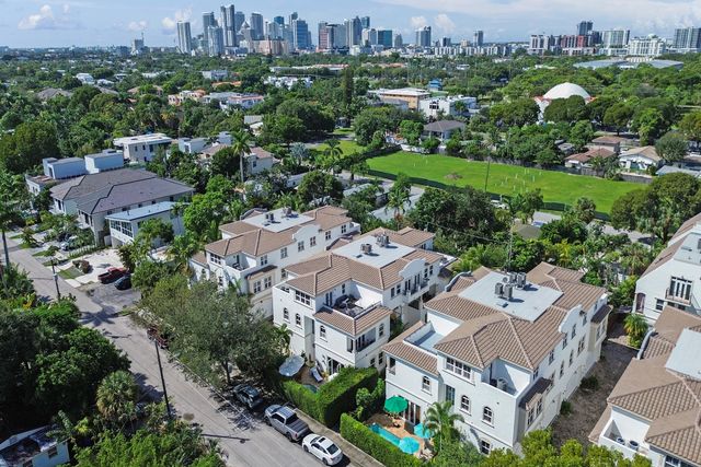 835 NE 16th Terrace, Fort Lauderdale, FL 33304