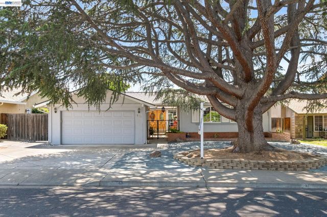 775 Catalina Dr, Livermore, CA 94550