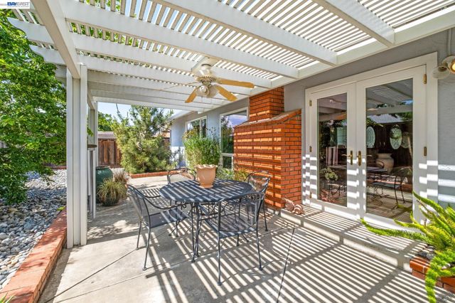 775 Catalina Dr, Livermore, CA 94550