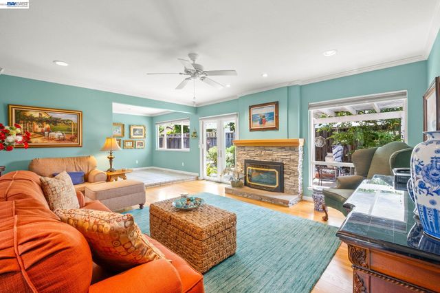 775 Catalina Dr, Livermore, CA 94550