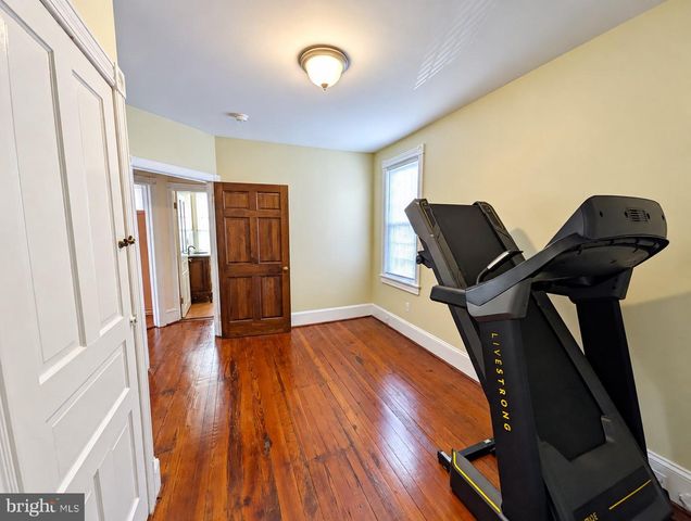 419 ELM AVE, Riverton, NJ 08077