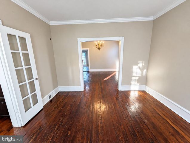 419 ELM AVE, Riverton, NJ 08077