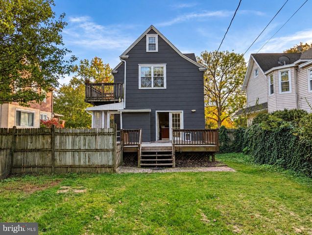 419 ELM AVE, Riverton, NJ 08077