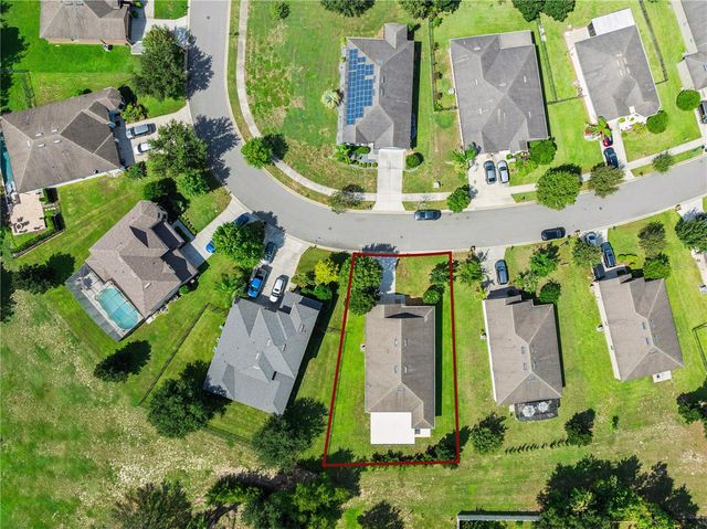 30022 DONNINGTON LOOP, Mount Dora, FL 32757