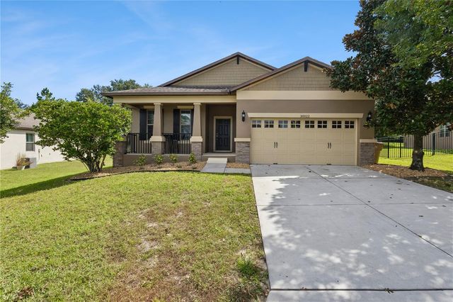 30022 DONNINGTON LOOP, Mount Dora, FL 32757