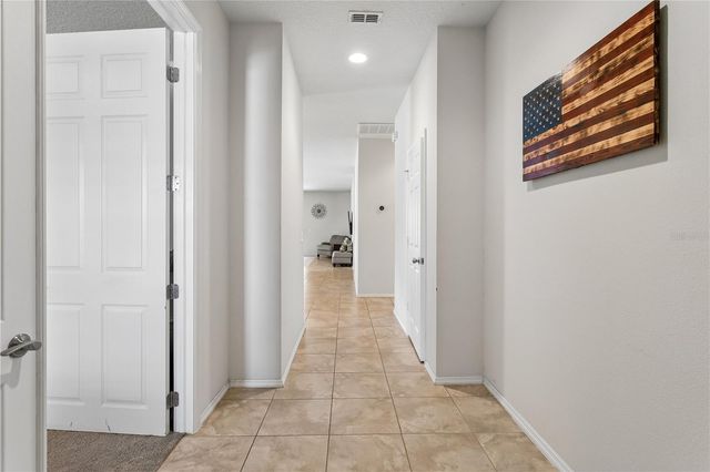 30022 DONNINGTON LOOP, Mount Dora, FL 32757