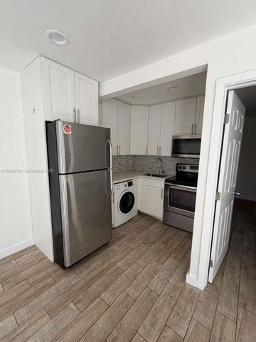 5843 Harding St 1-2, Hollywood, FL 33021