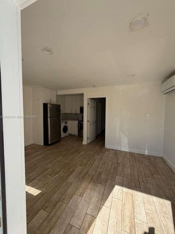 5843 Harding St 1-2, Hollywood, FL 33021