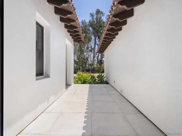 16947 AVENIDA LUIS, Rancho Santa Fe, CA 92067