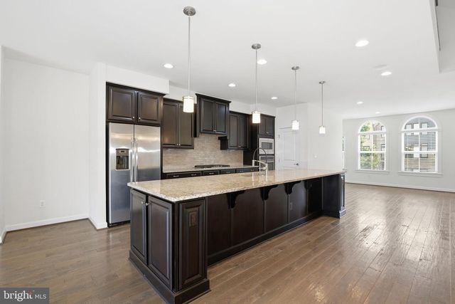 22527 FOUNDATION DR, Ashburn, VA 20148