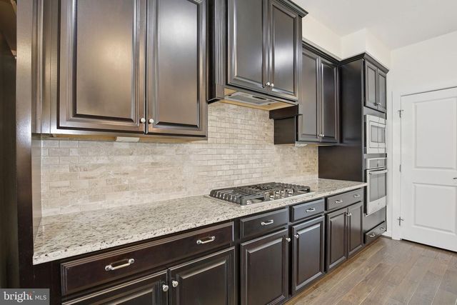 22527 FOUNDATION DR, Ashburn, VA 20148
