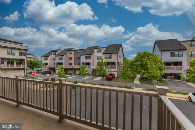 22527 FOUNDATION DR, Ashburn, VA 20148