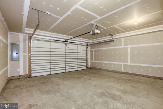 22527 FOUNDATION DR, Ashburn, VA 20148