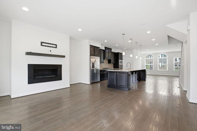 22527 FOUNDATION DR, Ashburn, VA 20148