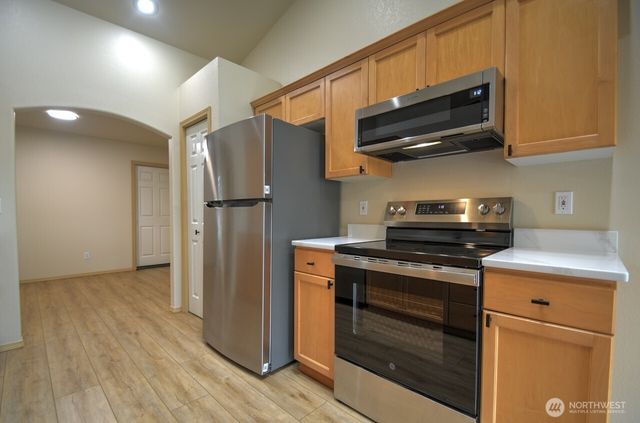 265 SE Valley View Way, Chehalis, WA 98532