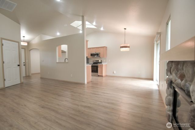 265 SE Valley View Way, Chehalis, WA 98532