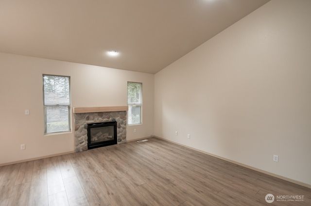 265 SE Valley View Way, Chehalis, WA 98532