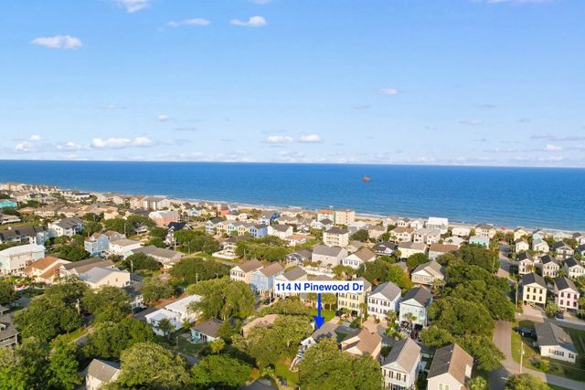 114 Pinewood Dr. N, Surfside Beach, SC 29575