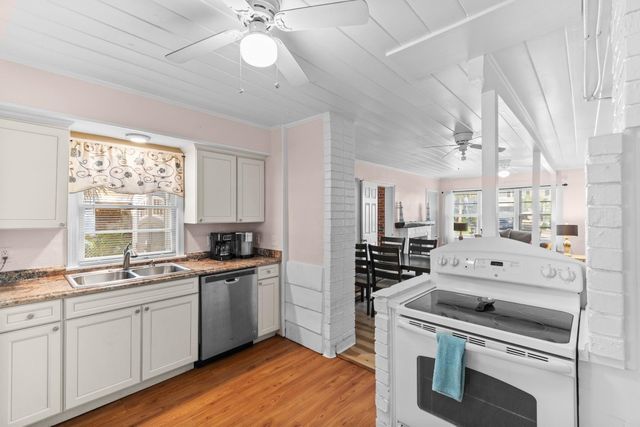 114 Pinewood Dr. N, Surfside Beach, SC 29575