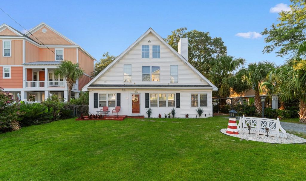 114 Pinewood Dr. N, Surfside Beach, SC 29575