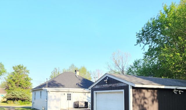 701 S 20th Street, Murphysboro, IL 62966