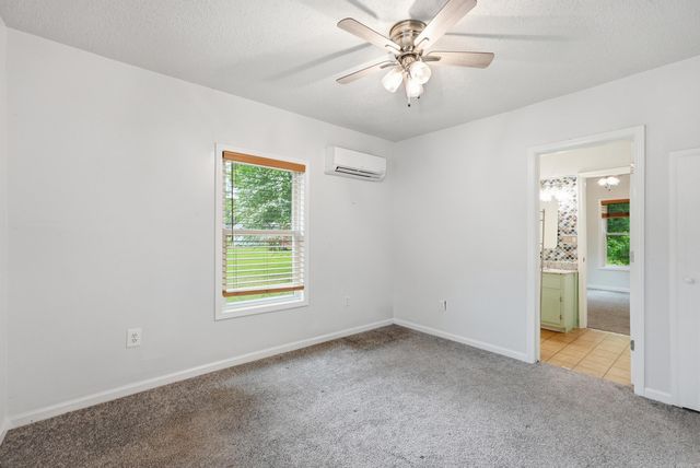 305 W Elm Street, Morrilton, AR 72110