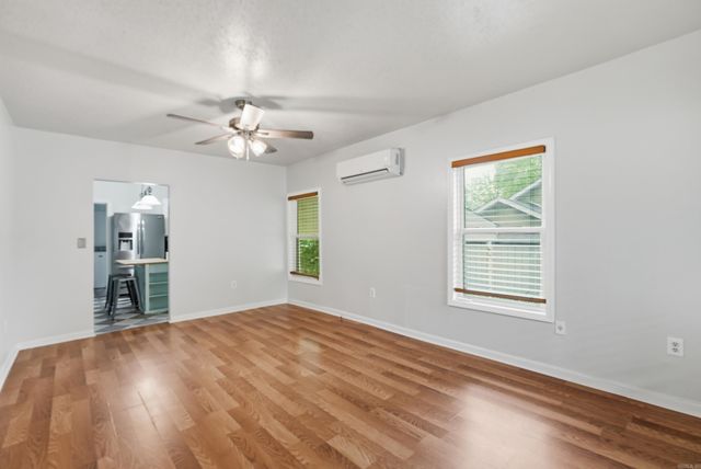 305 W Elm Street, Morrilton, AR 72110
