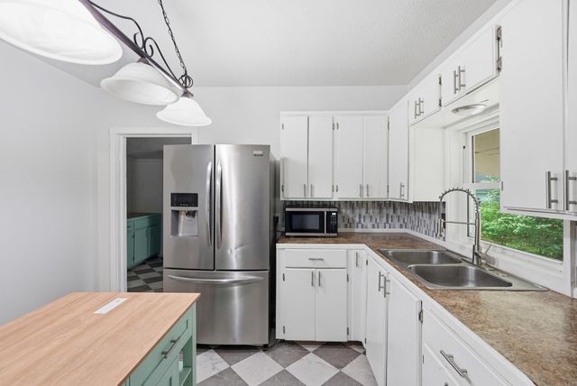 305 W Elm Street, Morrilton, AR 72110