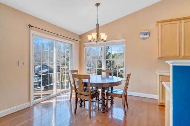 200 Inlet DR, Wirtz, VA 24184