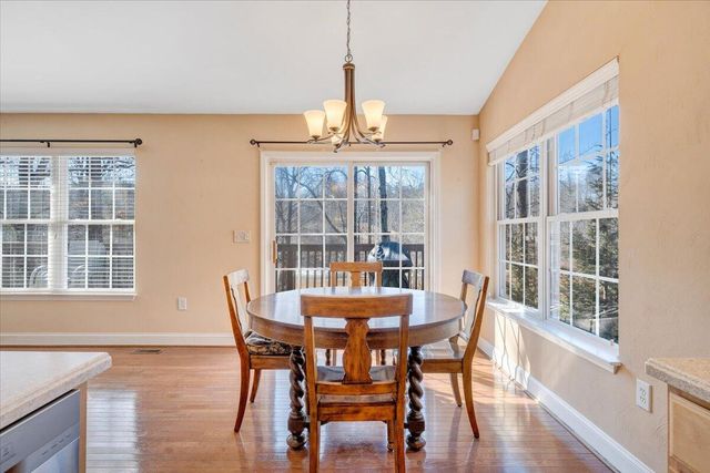 200 Inlet DR, Wirtz, VA 24184