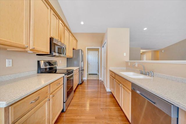 200 Inlet DR, Wirtz, VA 24184