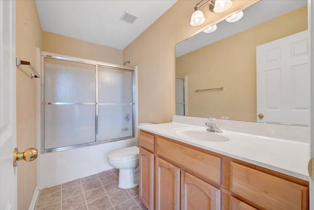 200 Inlet DR, Wirtz, VA 24184