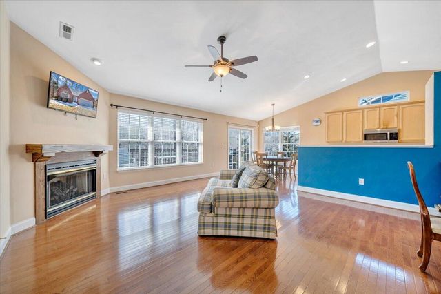 200 Inlet DR, Wirtz, VA 24184