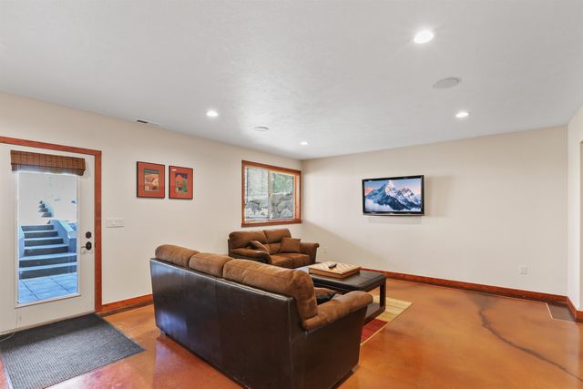 7508 N Garfield Rd, Spokane, WA 99224