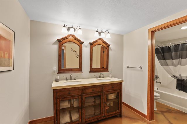 7508 N Garfield Rd, Spokane, WA 99224