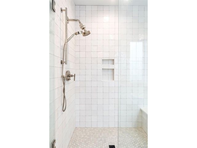 909 Madison St, Denver, CO 80206