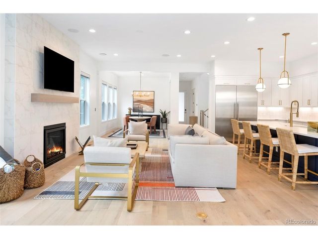 909 Madison St, Denver, CO 80206