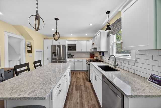 11 Clifton Ave, Beverly, MA 01915