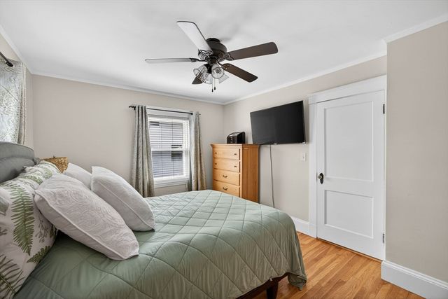 11 Clifton Ave, Beverly, MA 01915